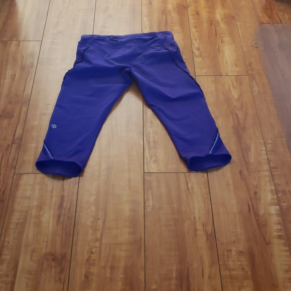 Lululemon Purple Fast & Free Ruffle Crop Capris - Picture 4 of 5